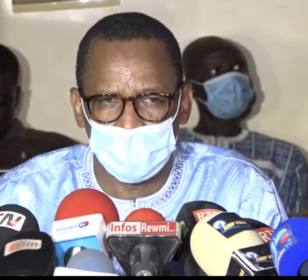 RACINE TALLA À TOUBA : « L'État a dégagé 23 milliards depuis 2013. On est à la veille du basculement vers la TNT mais au Sénégal, le service internet est un problème ».