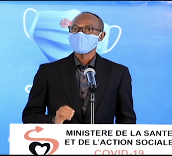 Formes graves de covid-19 : Le professeur Moussa Seydi disqualifie l’hydroxychloroquine et annonce une étude scientifique sur un anticoagulant