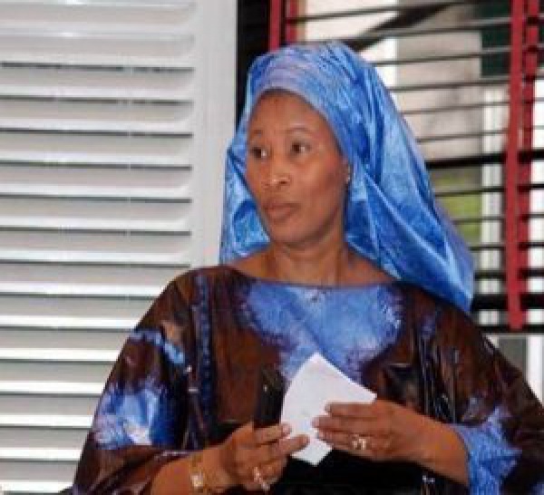 De retour de la Mecque : Aissata  Tall Sall  gagnée par la "ibadoumania" ?