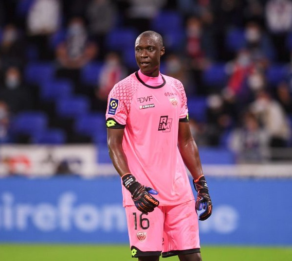 Transfert : Alfred Gomis bientôt dans la cage rennaise.