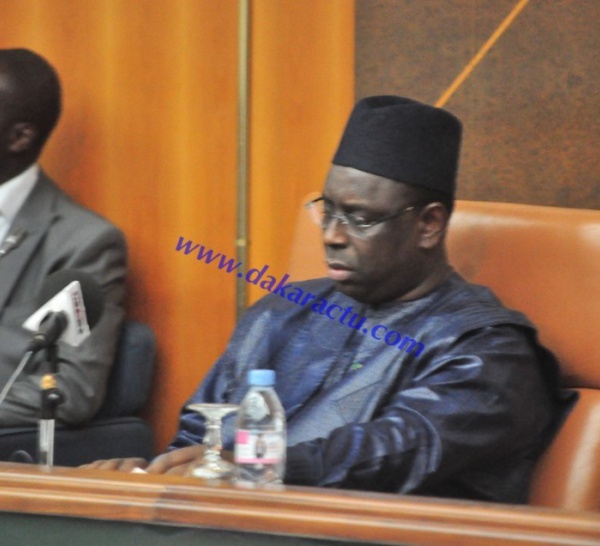 Arrivée de Macky Sall au King Fahd Palace, des prières formulées pour le repos de Serigne Mansour Sy "Borom Daara Yi".