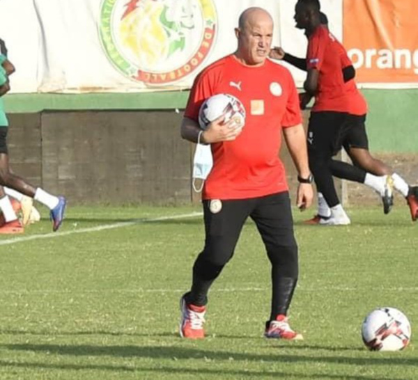 Équipe nationale : Le franco-algérien, Noureddine Bouachera rejoint le Staff d'Aliou Cissé