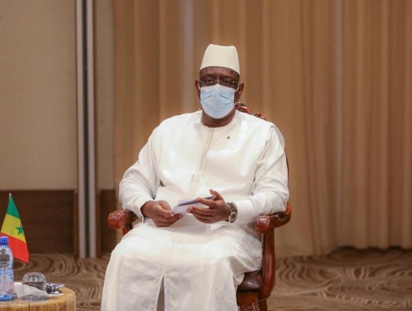 Condoléances :  Le President Sall chez Pape Abdoulaye Seck et Ousmane Ngom.
