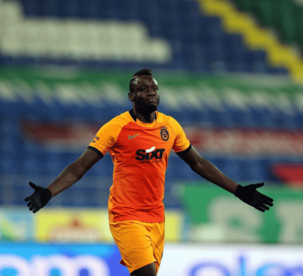 Football / Mbaye Diagne (Galatasaray) : De l'ombre à la lumière, la renaissance du Lion...