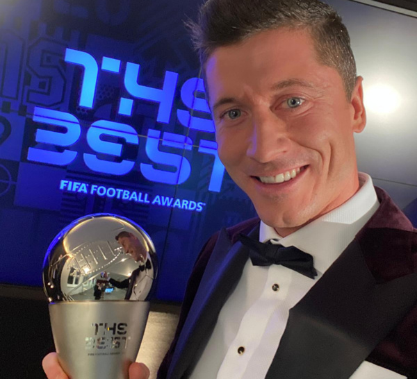 FIFA The Best 2020 : Robert Lewandowski sacré meilleur joueur, Manuel Neuer et Klopp plébiscités.
