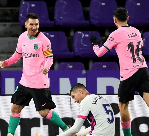 Football : 644 buts avec Barcelone pour Messi, qui bat le record de Pelé.
