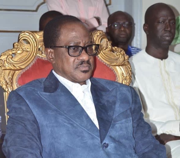 Noël et Covid-19 : Madické Niang souhaite une bonne fête à la communauté chrétienne, sollicite des prières pour le Sénégal et compatit avec les familles touchées par la pandémie.