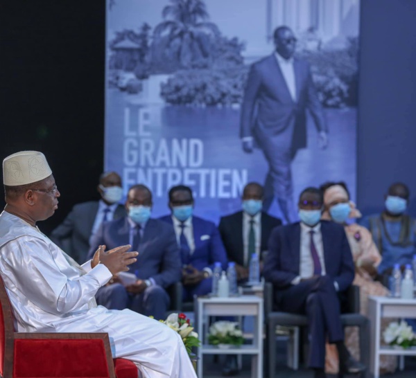 Malversations sur les biens publics : Macky Sall annonce un parquet financier et se justifie sur certains « dossiers »