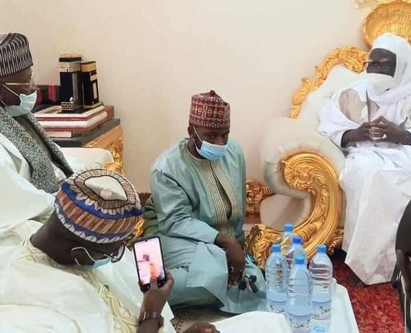 TOUBA - Le Khalife de Léona Niassène rend visite au Khalife Général des Mourides