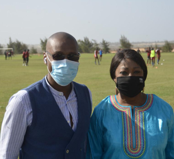 Visite : La secrétaire générale de la FIFA, Fatma Samoura, dans les locaux de Génération Foot.