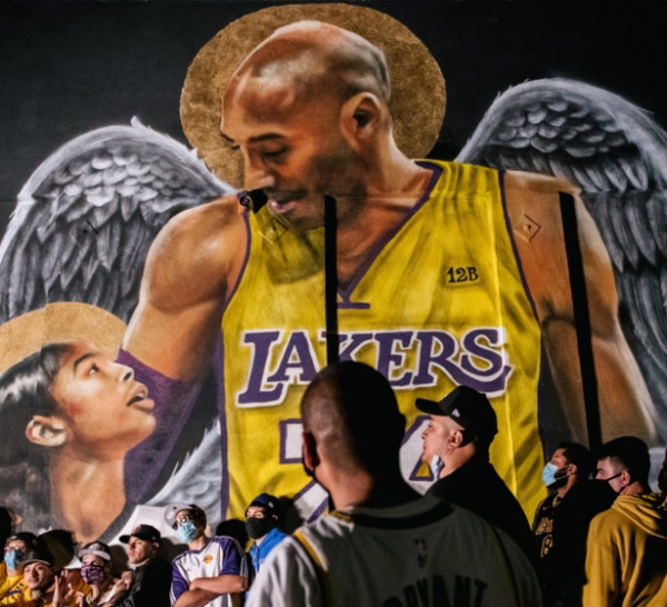 An un de la disparition de Kobe Bryant : Le monde du Basket encore sous le choc...