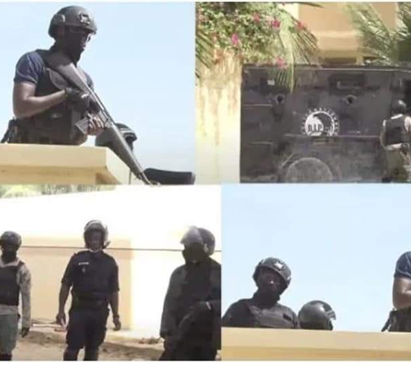 Manif des partisans de Sonko : La BIP entre en action et neutralise la situation, une deuxième voiture incendiée au siège du Prodac