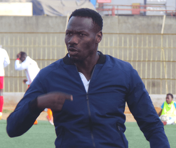 L1/Sénégal : NGB limoge son entraîneur Pape Thiaw pour déficit de résultats.