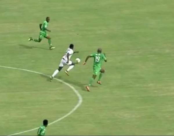 Match de Barrage/Coupe CAF : Le Jaraaf s'impose 1-0 contre le FC Platinum au Zimbabwe.