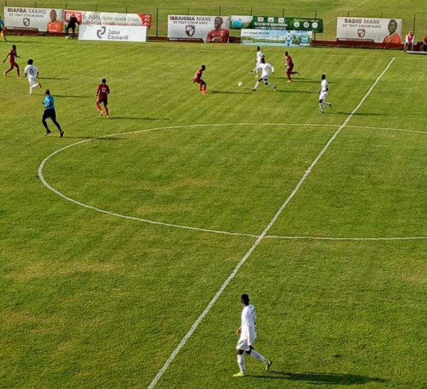 9ème journée Ligue 1 / Les résultats complets : Génération Foot renverse le Jaraaf, les Diambars en tête...
