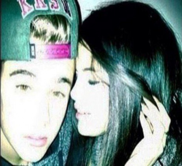 Justin Bieber : il publie un cliché intime de Selena Gomez et lui... puis l'efface !