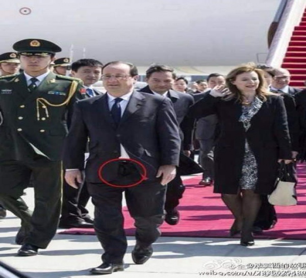 La braguette ouverte de François Hollande fait rire la Chine