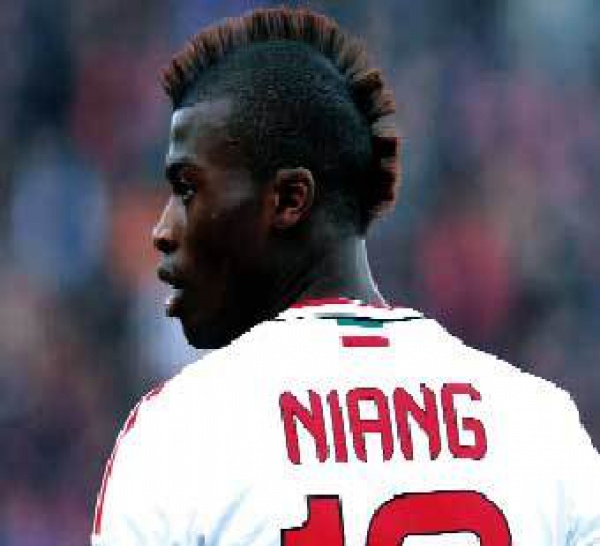 AMBITION - Mbaye Niang, Milan Ac : «Je veux devenir plus fort que Messi»