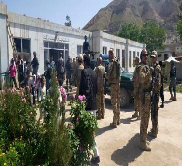 Une bombe tue cinq soldats de l'Otan en Afghanistan