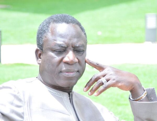 DAKARACTU RÉTRO : Le décès de Thione Seck, la déclaration d'Adji Sarr, la polémique sur le vaccin AstraZeneca et la renégociation du contrat de l'autoroute à péage, au menu...