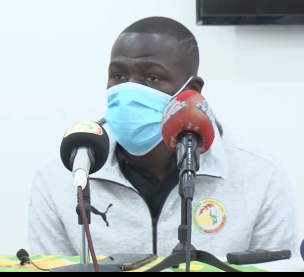 Kalidou Coulibaly : « Je ne vais certes pas jouer, mais je voulais être avec le groupe… »