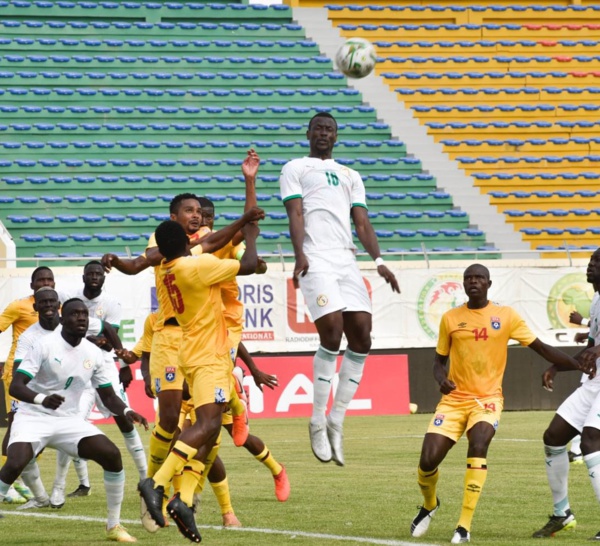 Prestations des nouveaux Lions convoqués / Le coach Aliou Cissé se dit satisfait : « Ils se rendent compte de la dure réalité du football africain »