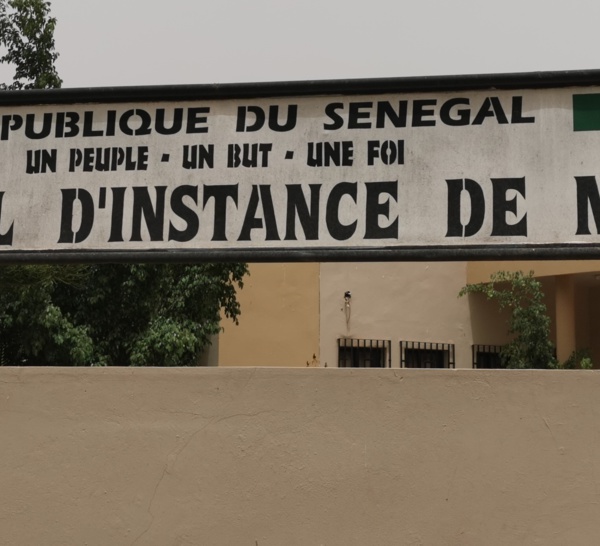 Mbour : Une affaire de mœurs divise les populations du quartier Téfess et atterrit aux flagrants délits.
