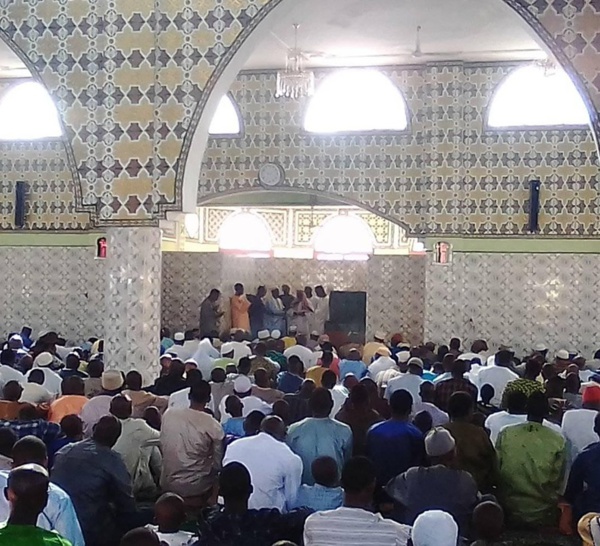 Korité : le Mali et d'autres pays de la sous région célébrent  la fete aujourd'hui, les ibadous du Sénégal prient aussi