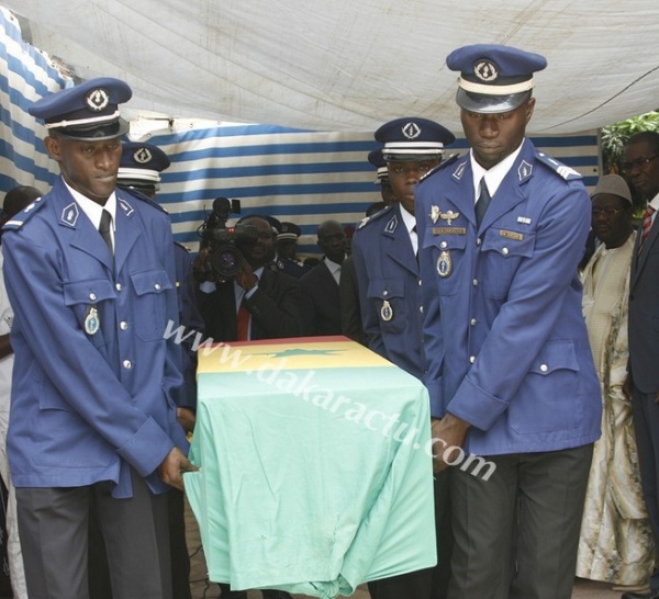 Les images de la levée du corps de l'adjudant Boubou Sy