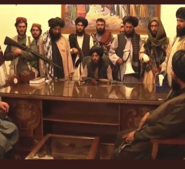 Afghanistan : à la découverte des nouveaux maîtres de Kaboul.