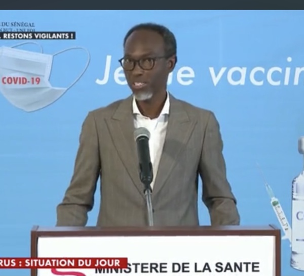 Professeur Moussa Seydi : « Le coronavirus est en passe de devenir une pandémie pour les personnes non encore vaccinées »