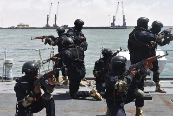 « Bouclier des côtes »: l’intrigante manœuvre conjointe des forces navales et aériennes mauritaniennes