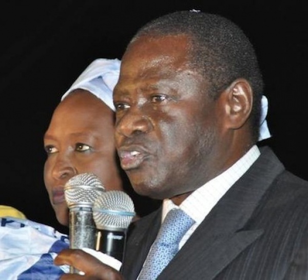 « La suppression du Sénat est une arnaque.. », selon Pape Diop