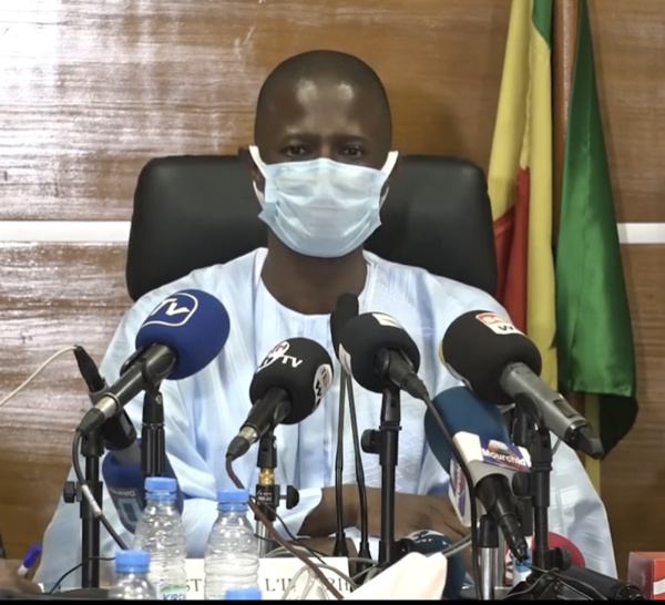 Gamou international de Médina Baye : « Au delà de l'exécution effective des engagements (...) le suivi sera assuré au quotidien » (Antoine F. A. Diome, ministre de l'intérieur)