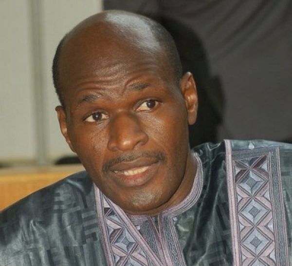 Droit de Réponse:   Le groupe Sanossy, du Ministre Thierno Lo, n’a jamais bénéficié d’une fréquence de télévision.