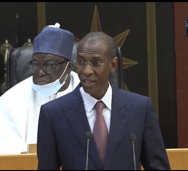 Clôture de la session budgétaire 2021 / 5198 milliards de francs Cfa pour une première, la priorité à la jeunesse, un désendettement progressif : Les d'éclairages du MFB…