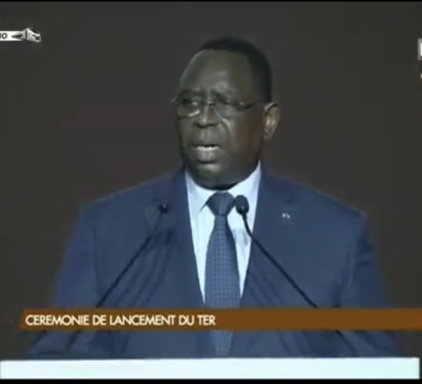 Financement du TER : « Le projet a coûté 780 milliards FCFA » (Macky Sall).