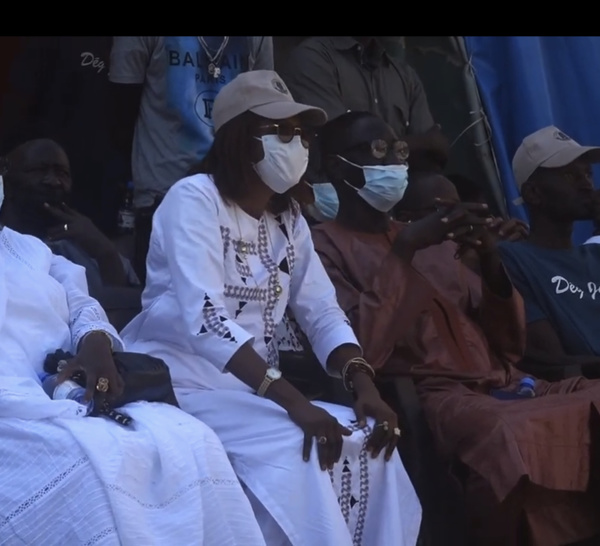Fan zone Sicap Liberté / Zahra Iyane Thiam : « On va continuer à supporter, rien n'est encore joué! »