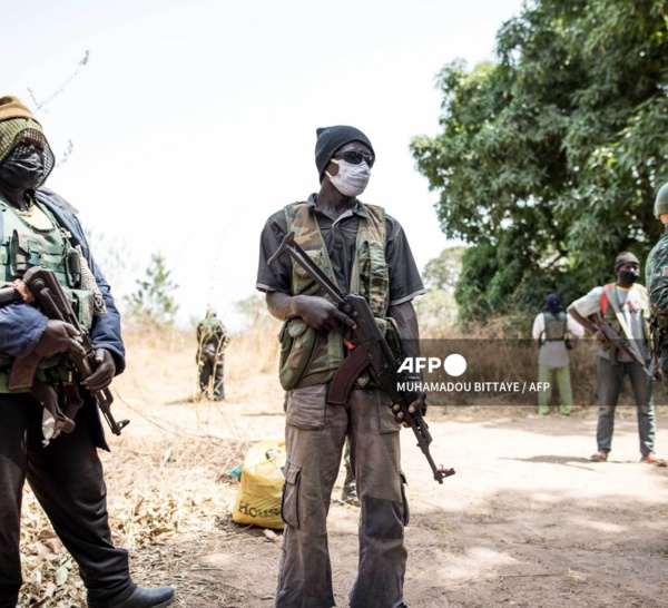 Les visages des rebelles du MFDC avec des équipements de l'armée sénégalaise ( IMAGES )