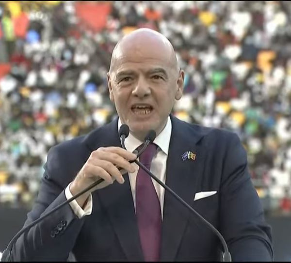 Gianni Infantino à l'inauguration du stade Abdoulaye Wade : « Cest un stade digne d'une Coupe du monde ! »