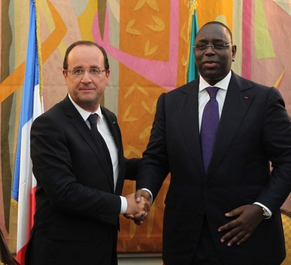 Adoption de la loi sur le non-cumul des fonctions : Hollande envoie un mandat à Macky