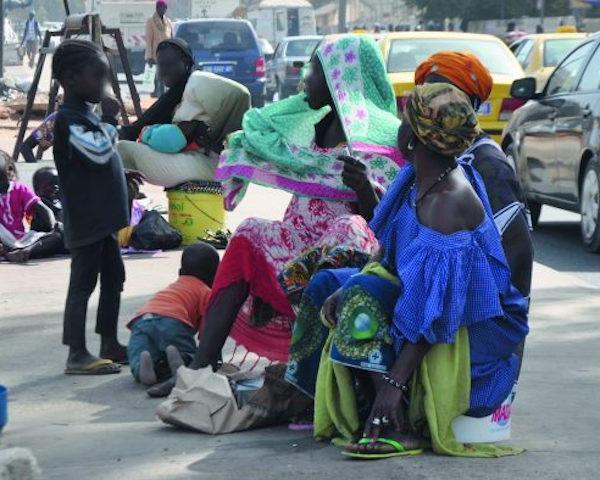 Affaire des sans-abris nigériens à Dakar : Niamey outrée, les réseaux de trafic de personnes dans le collimateur