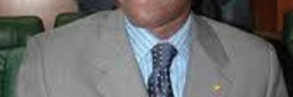 Abdou Aziz Sow, ancien ministre, rompt le silence «Depuis mars 2011, je fais l’objet de contrôle de façon discontinue sur la gestion du Fesman, mais je ne crie pas comme une chèvre»