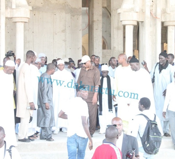 Les images de la visite de Abdoulaye Wade à la mosquée Mazalikoul Jinnan