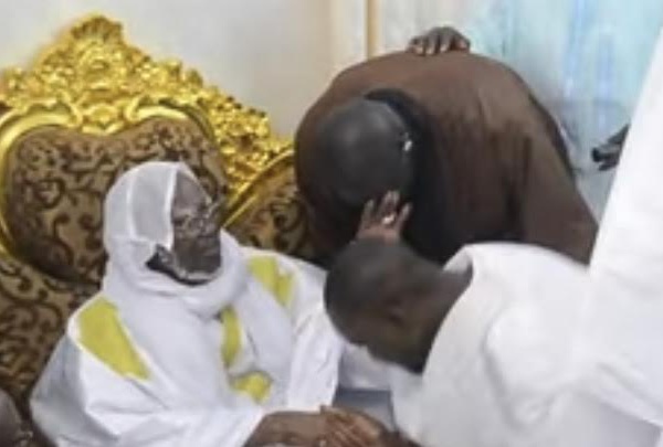 MAGAL 2022 / Sonko rencontre le Khalife, salue « l’incorruptibilité » des populations de Touba et zappe Serigne… 