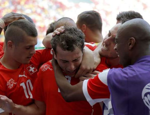Coupe du Monde 2014 : la Suisse l’emporte sur le fil face à l’Equateur !