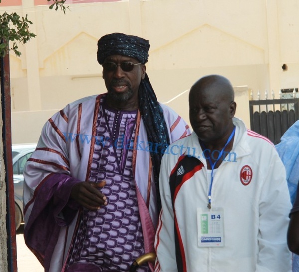 1ére journée de consultations médicales gratuites, organisée par l'association d"ENTRAIDE DES ANCIENS FOOTBALLEURS ( fonds de solidarité sportive)