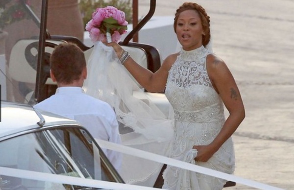 Eve, mariée divine : Une cérémonie de rêve à Ibiza avec son Maximillion