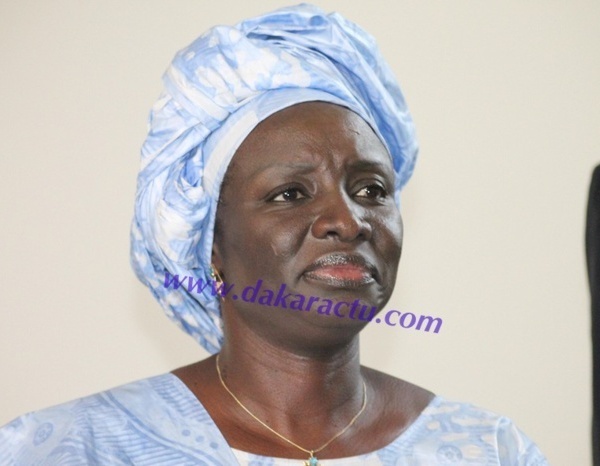 Aminata Touré refuserait de démissionner - De grosses pointures de l’APR pour la raisonner