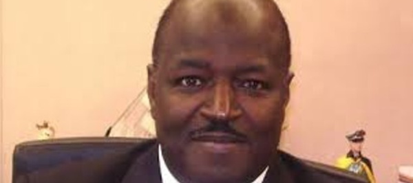  Venu présenter les condoléances de Wade à la famille de Bass Faye : « La violence et l’acharnement sont l’arme des faibles!» (Cheikh Sadibou Fall )